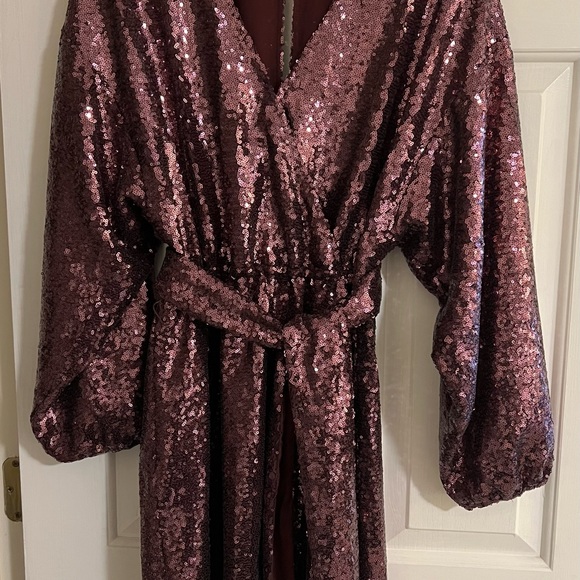 Anthropologie Lisabette Sequined Mini Dress - Purple. Cocktail-NWT-Brand New - Picture 5 of 8